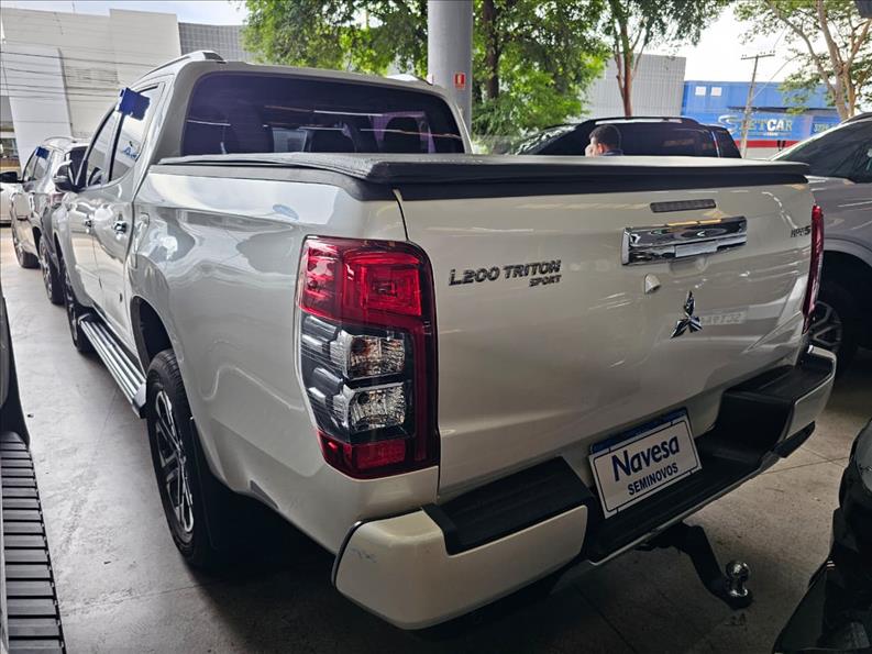  L200 TRITON  2.4 16V Turbo Sport HPE CD 4X4 2