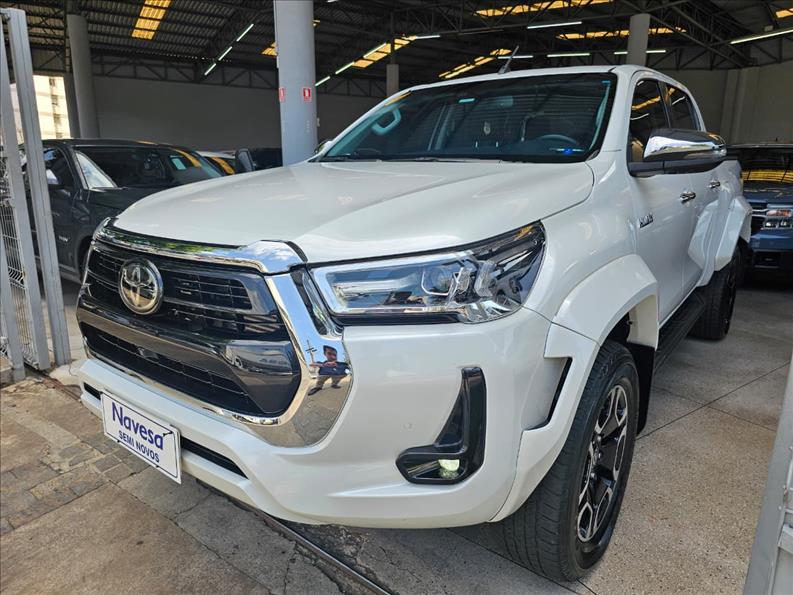  HILUX  2.8 D-4d Turbo CD SRX Plus 4X4 