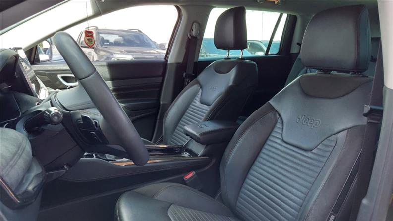  COMMANDER  2.0 Td380 Turbo Limited 8