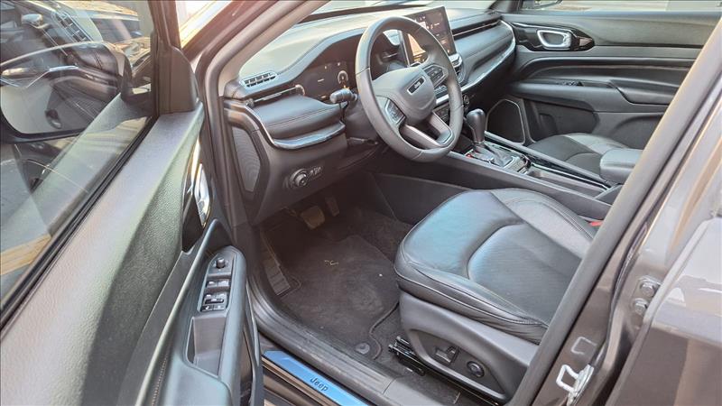  COMPASS  1.3 T270 Turbo Limited 8