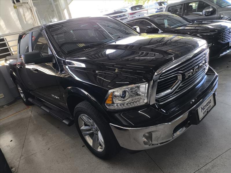  CLASSIC  5.7 V8 Laramie CD 4X4 1