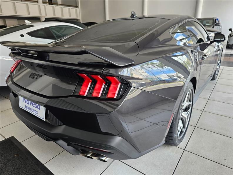  MUSTANG  5.0 V8 GT Performance 2