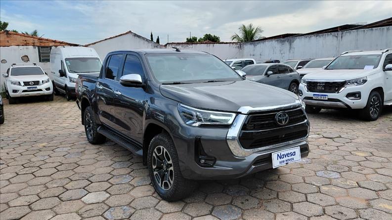  HILUX  2.8 D-4d Turbo CD SRX 4X4 1
