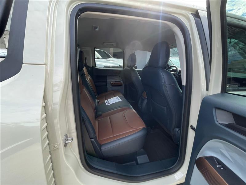  MAVERICK  2.0 Ecoboost Lariat FX4 7