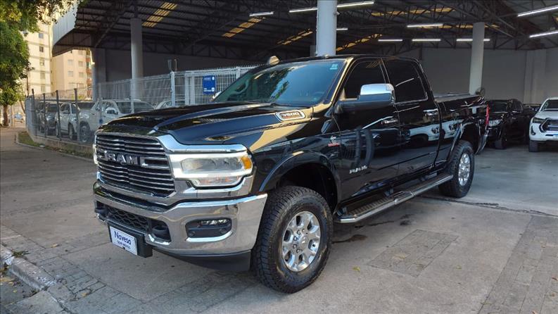  3500  6.7 I6 Turbo Laramie CD 4X4 