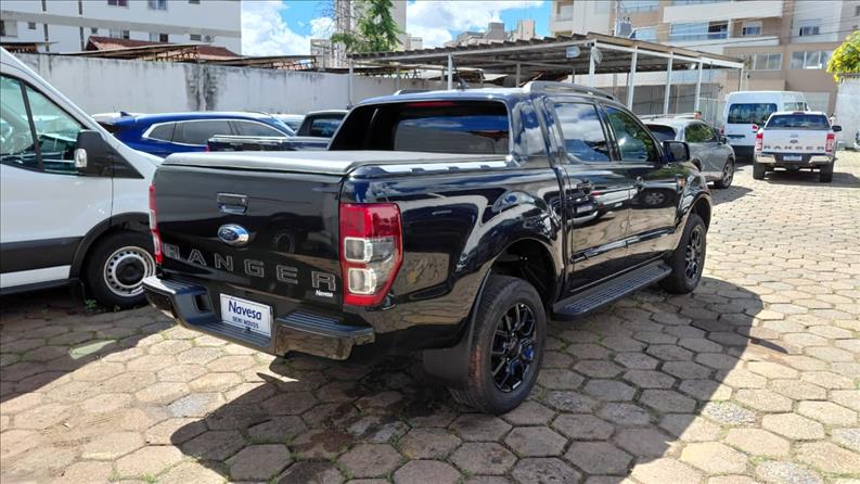  RANGER  2.2 Black 4X2 CD 16V 3