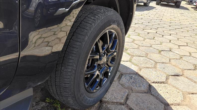  RANGER  2.2 Black 4X2 CD 16V 6