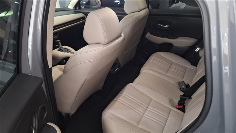  ZR-V  2.0 I-vtec Touring 5