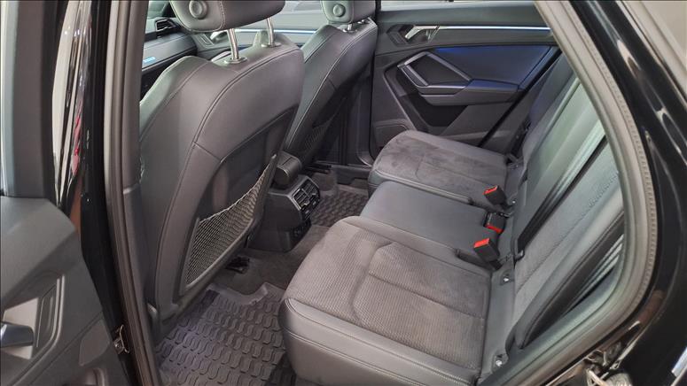  Q3  2.0 40 TFSI Sportback Anniversary Edition Quattro 6