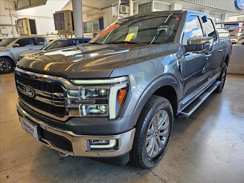  F-150  5.0 V8 CD Lariat FX4 