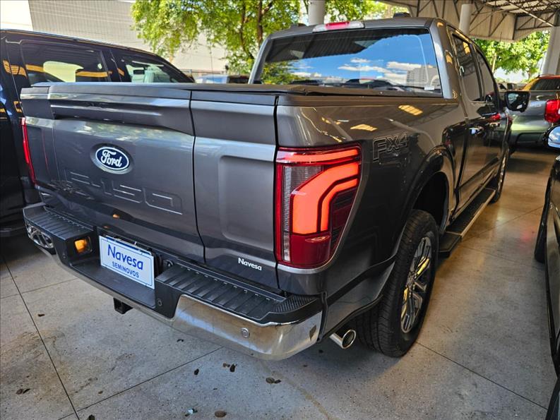  F-150  5.0 V8 CD Lariat FX4 2