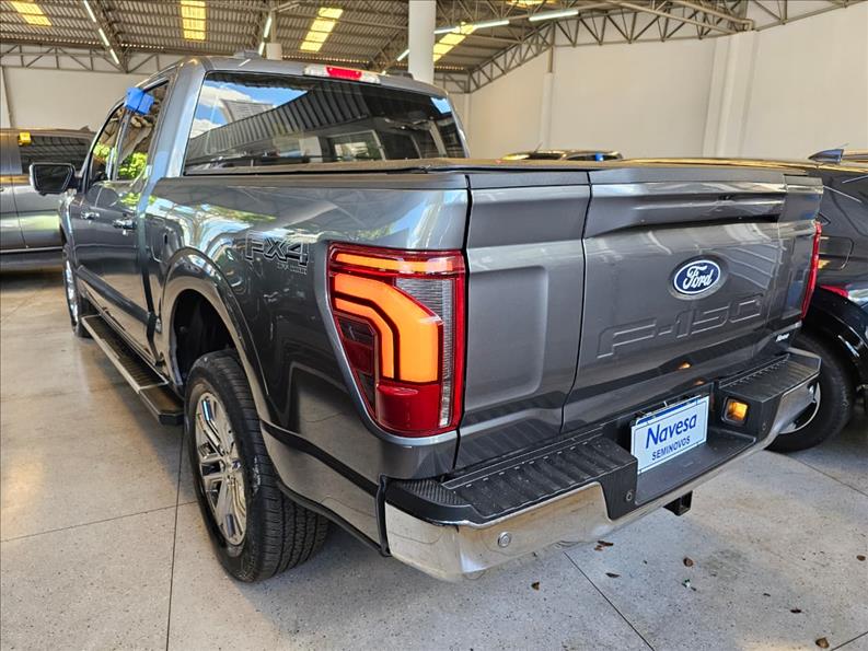  F-150  5.0 V8 CD Lariat FX4 3