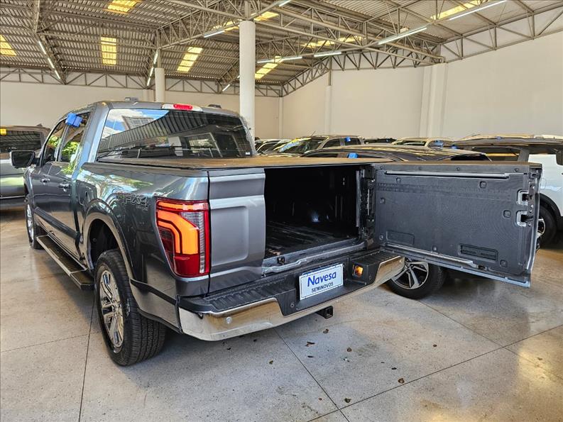  F-150  5.0 V8 CD Lariat FX4 4