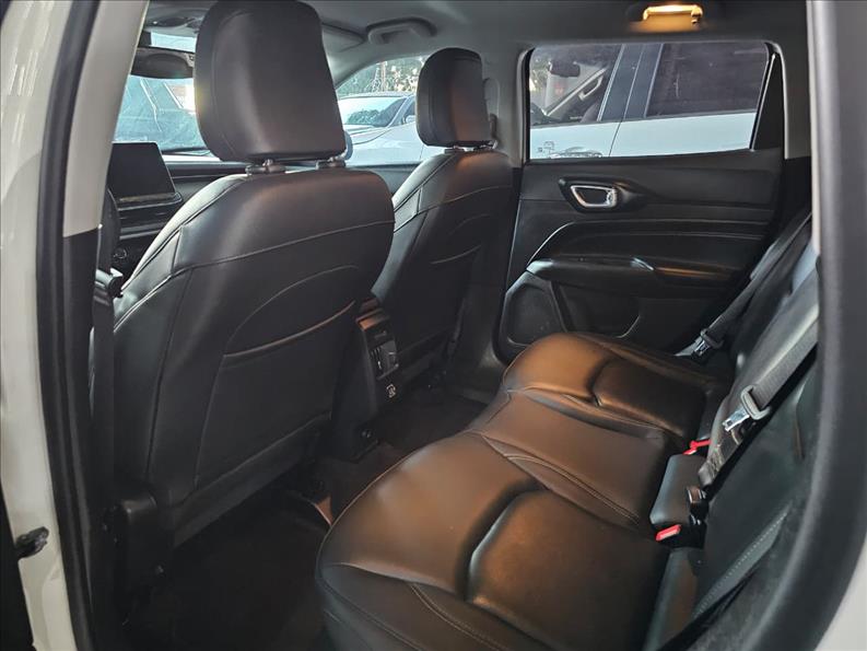  COMPASS  1.3 T270 Turbo Longitude 5