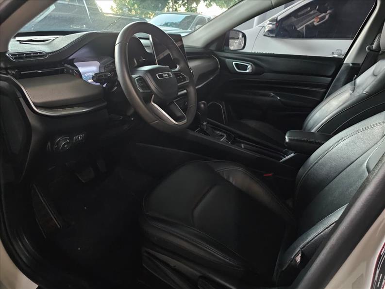  COMPASS  1.3 T270 Turbo Longitude 6
