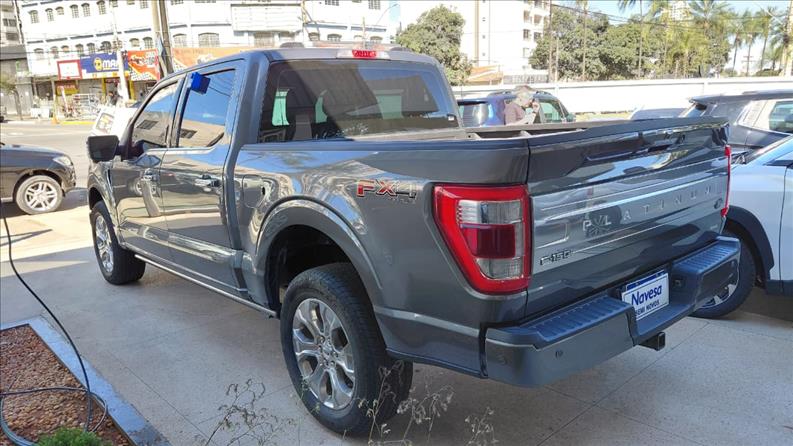  F-150  5.0 V8 CD Platinum FX4 2