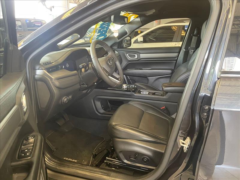  RAMPAGE  2.0 Turbo Rebel 4X4 5