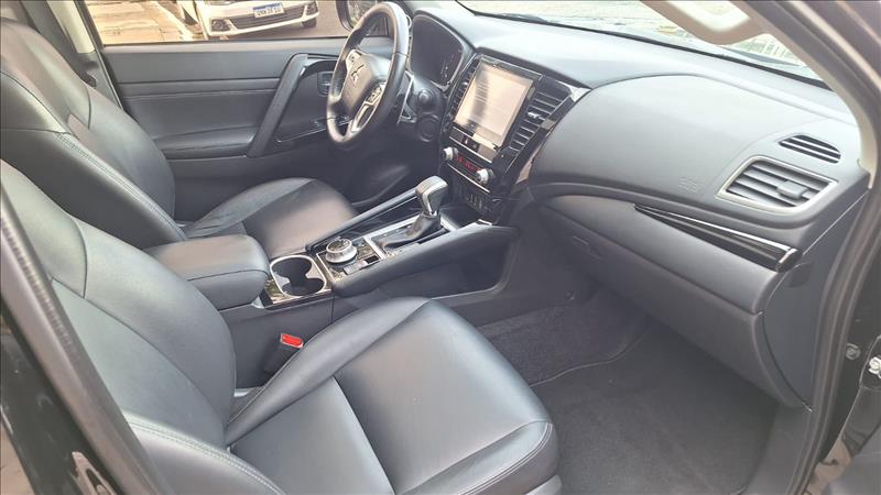  PAJERO SPORT  2.4 16V Mivec Turbo Legend Black AWD 5