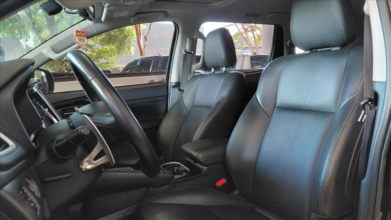 PAJERO SPORT  2.4 16V Mivec Turbo Legend AWD 5