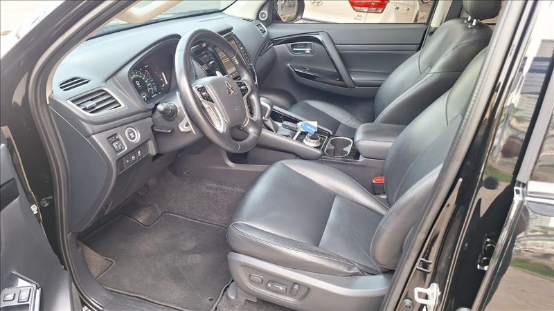  PAJERO SPORT  2.4 16V Mivec Turbo Legend Black AWD 8