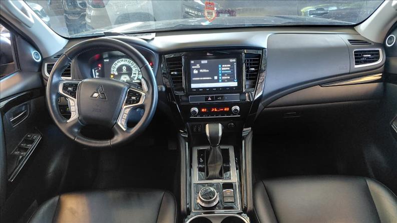  PAJERO SPORT  2.4 16V Mivec Turbo Legend AWD 9
