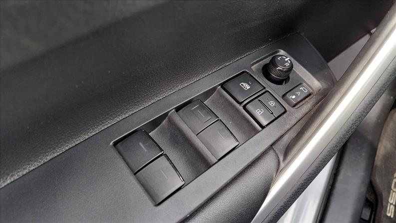  COROLLA CROSS  2.0 Vvt-ie XRE 12