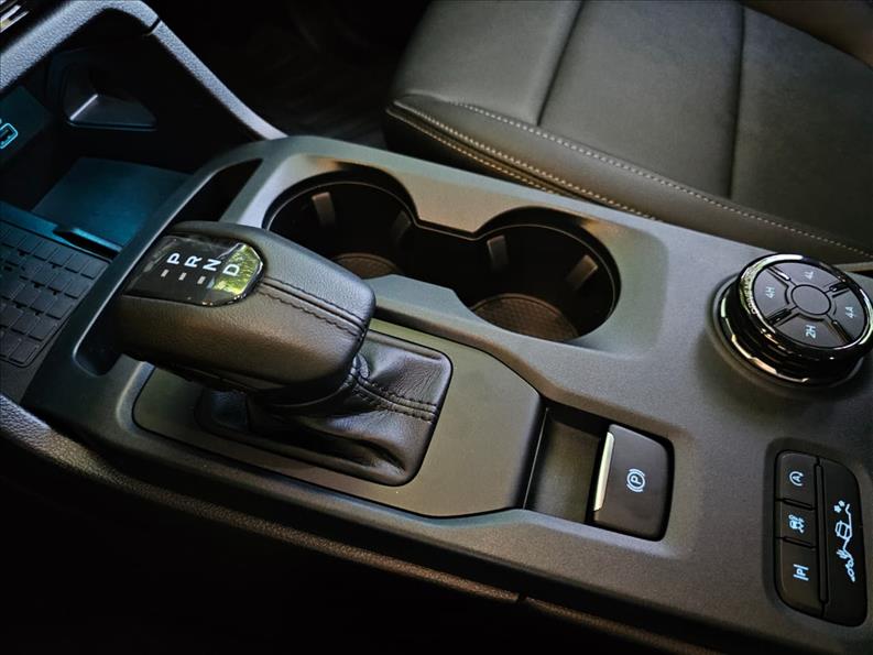  RANGER  3.0 V6 Turbo CD Limited 4X4 10