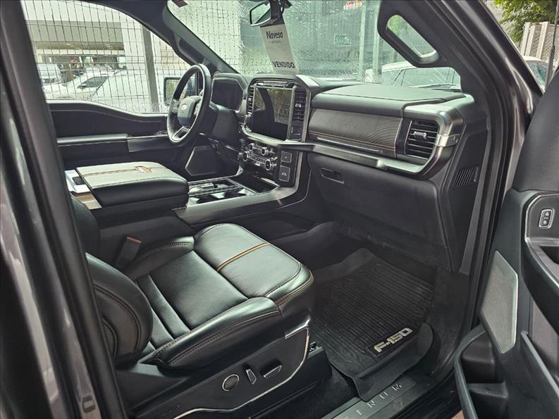  F-150  5.0 V8 CD Platinum FX4 3