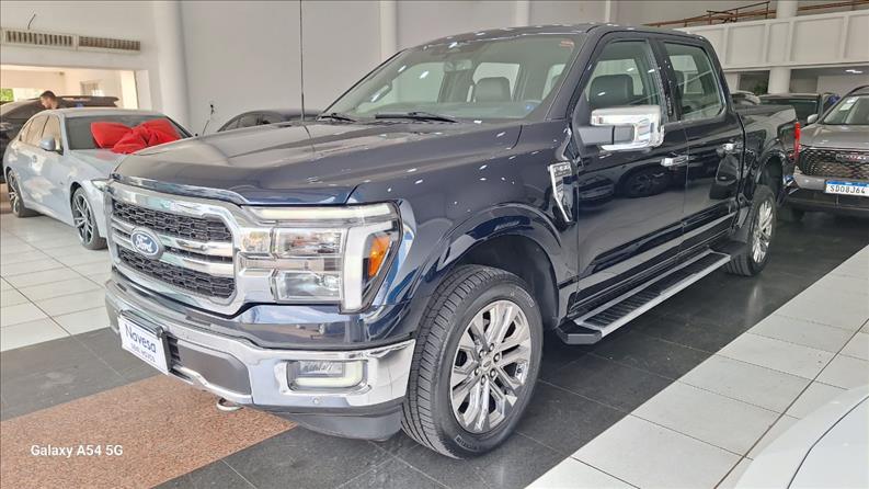  F-150  5.0 V8 CD Lariat FX4 