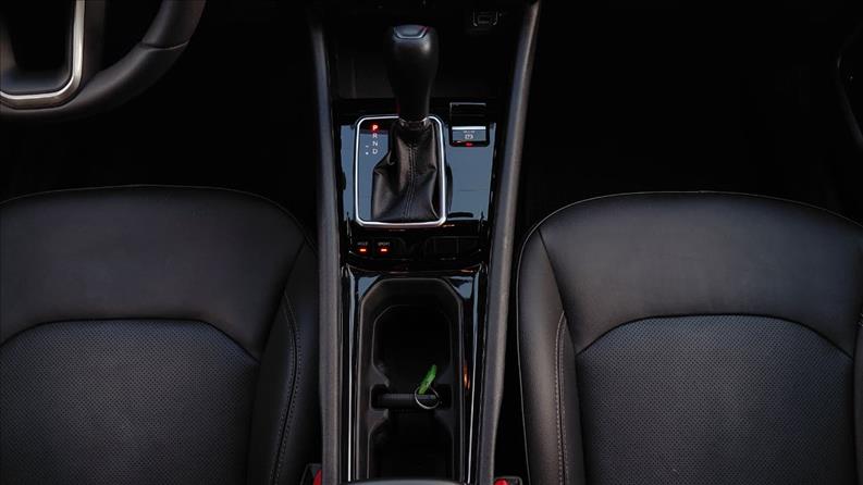  COMPASS  1.3 T270 Turbo Longitude 9