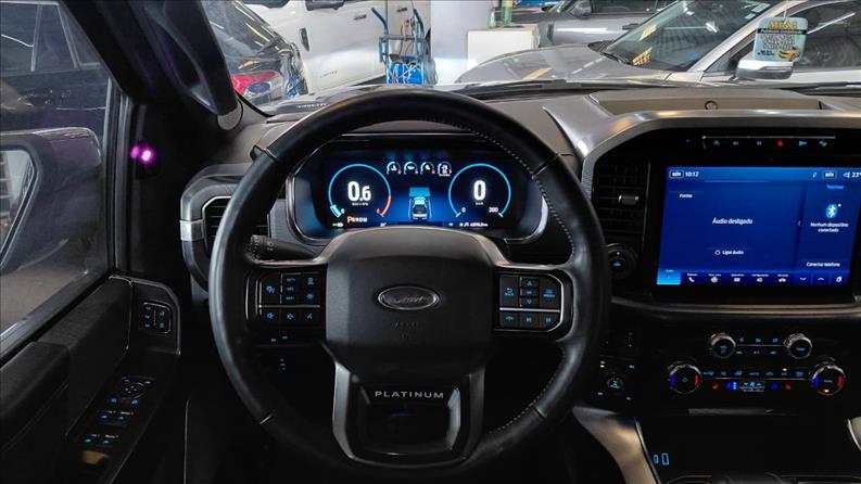  F-150  5.0 V8 CD Platinum FX4 5
