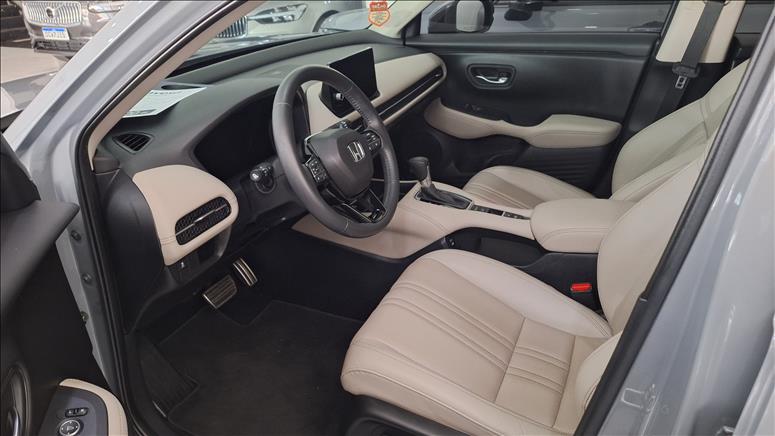  ZR-V  2.0 I-vtec Touring 3