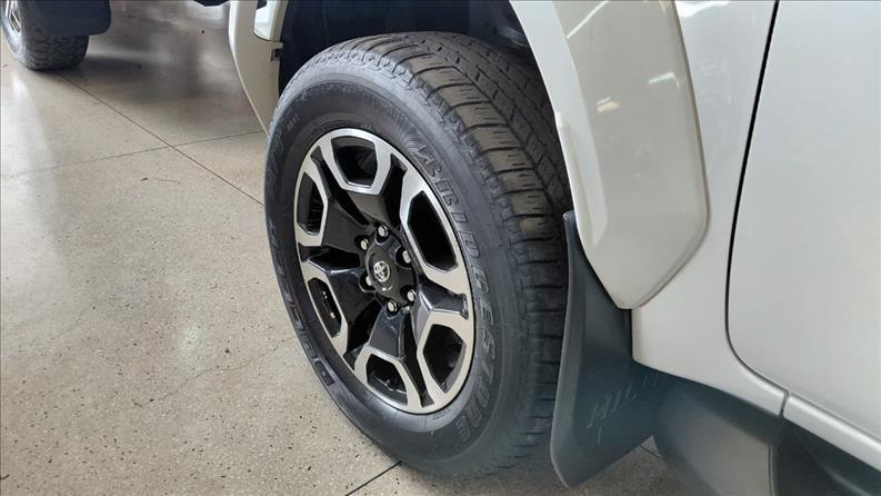 HILUX  2.8 D-4d Turbo CD SRX 4X4 15