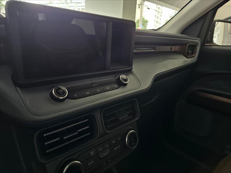  MAVERICK  2.5 Hybrid Lariat E- 9