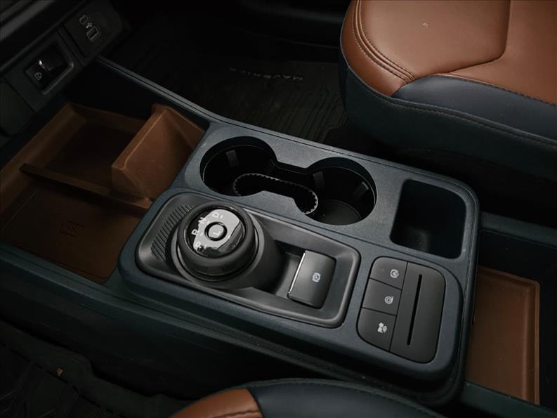  MAVERICK  2.5 Hybrid Lariat E- 10