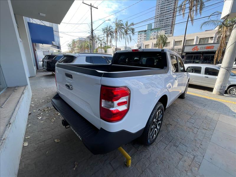  MAVERICK  2.5 Hybrid Lariat E- 4