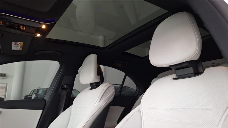  C 200  1.5 EQ Boost AMG Line 10