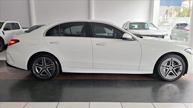  C 200  1.5 EQ Boost AMG Line 11