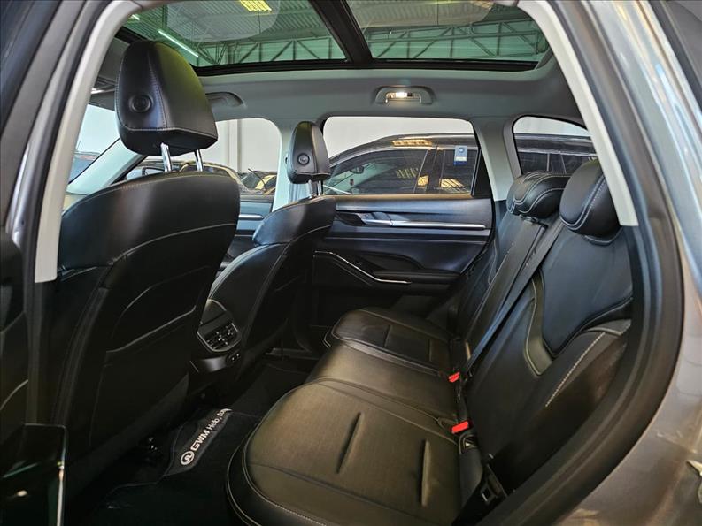  HAVAL H6  1.5 Phev Premium AWD E-traction 6