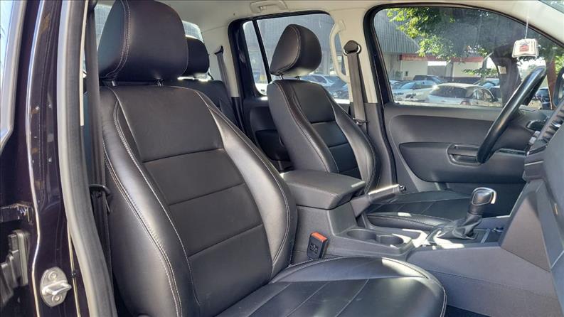  AMAROK  3.0 V6 TDI Comfortline CD 4motion 5