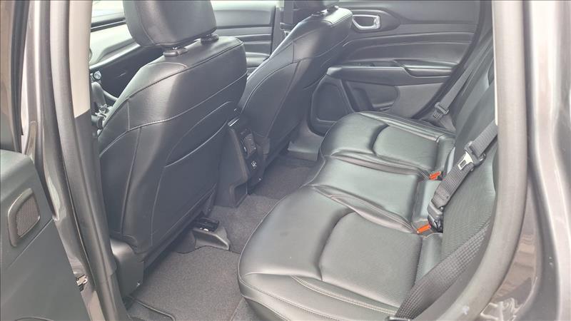  COMPASS  1.3 T270 Turbo Longitude 5