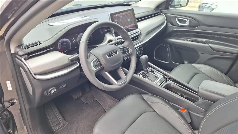  COMPASS  1.3 T270 Turbo Longitude 6