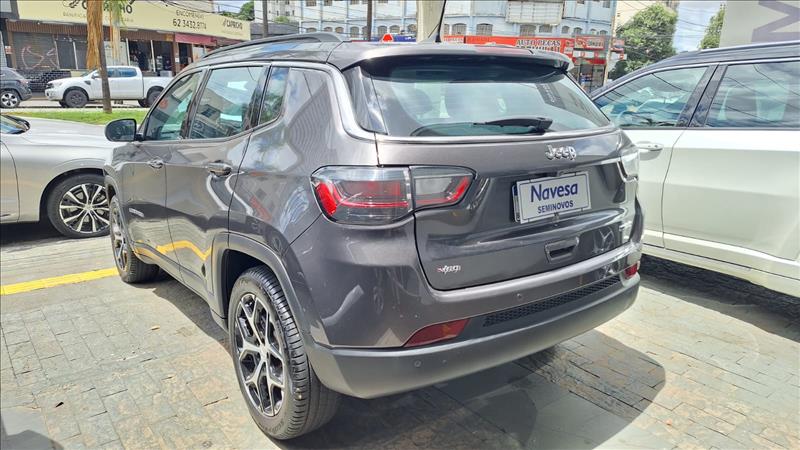  COMPASS  1.3 T270 Turbo Longitude 15