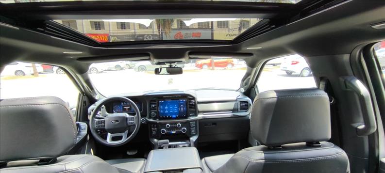  F-150  5.0 V8 CD Lariat Black FX4 10