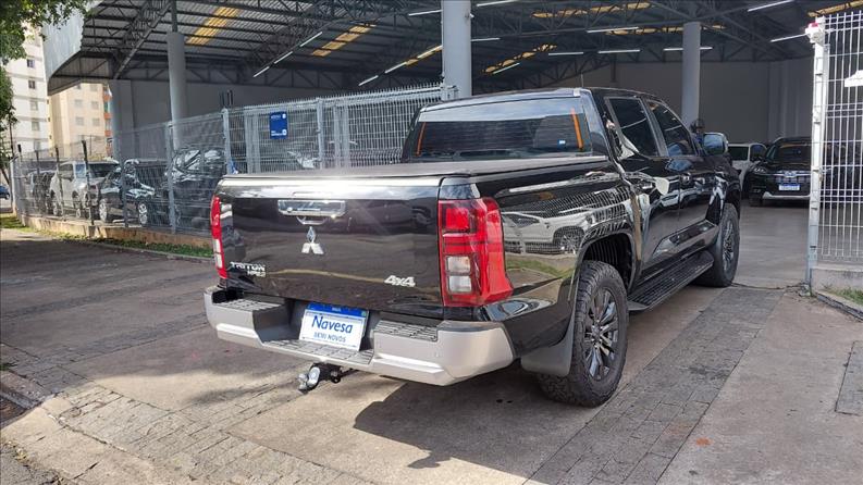  TRITON  2.4 Biturbo CD Hpe-s 4X4 3