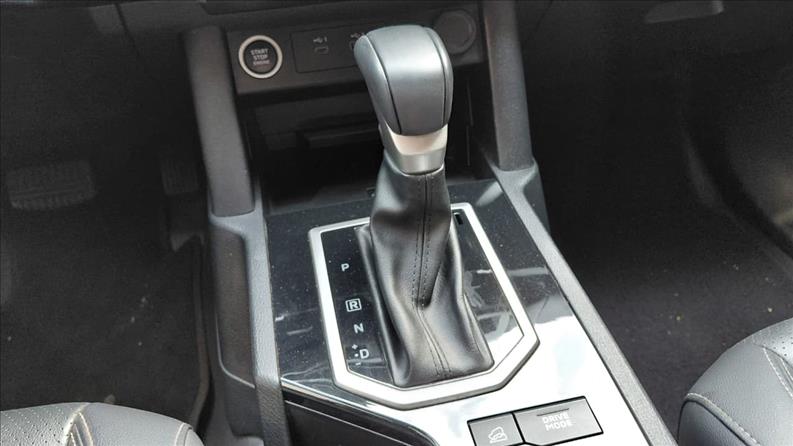  TRITON  2.4 Biturbo CD Hpe-s 4X4 11