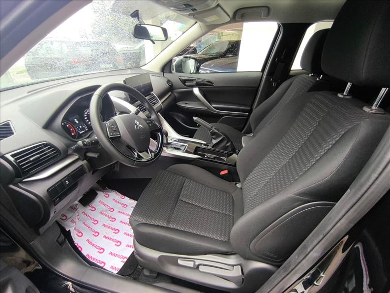  ECLIPSE CROSS  1.5 Mivec Turbo Rush 8