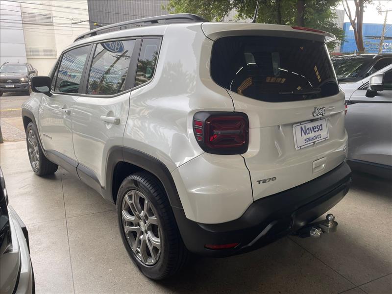  RENEGADE  1.3 T270 Turbo Longitude 4