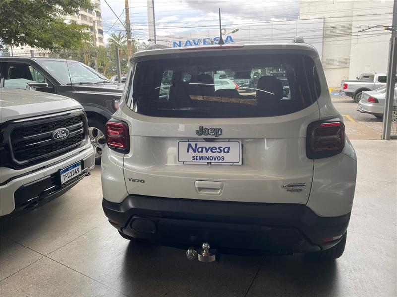  RENEGADE  1.3 T270 Turbo Longitude 5