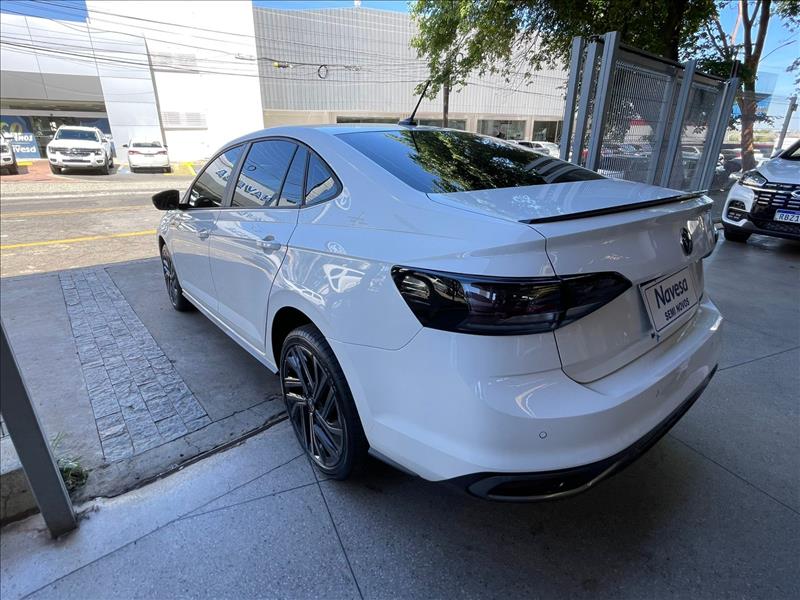  VIRTUS  1.4 250 TSI Exclusive 10